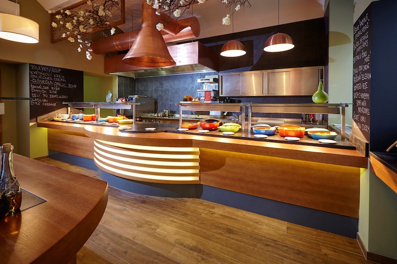 Etnosvět se nejen svým interiérem podobným podnikům vymyká.