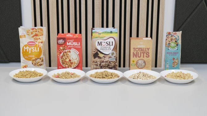 Pět druhů müsli: porovnání obalu a obsahu