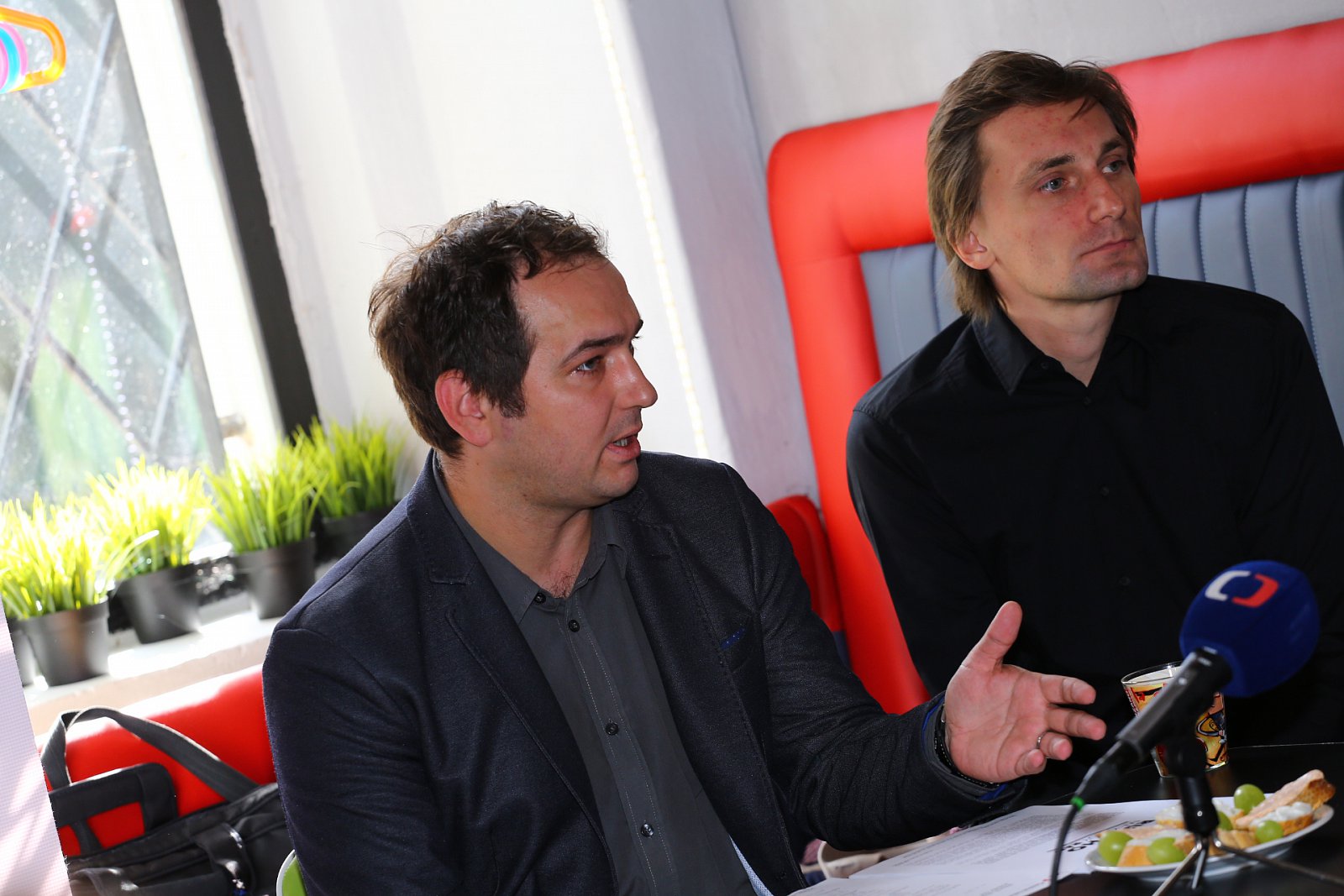 Tisková konference k chystanému sitcomu Rudyho má každý rád