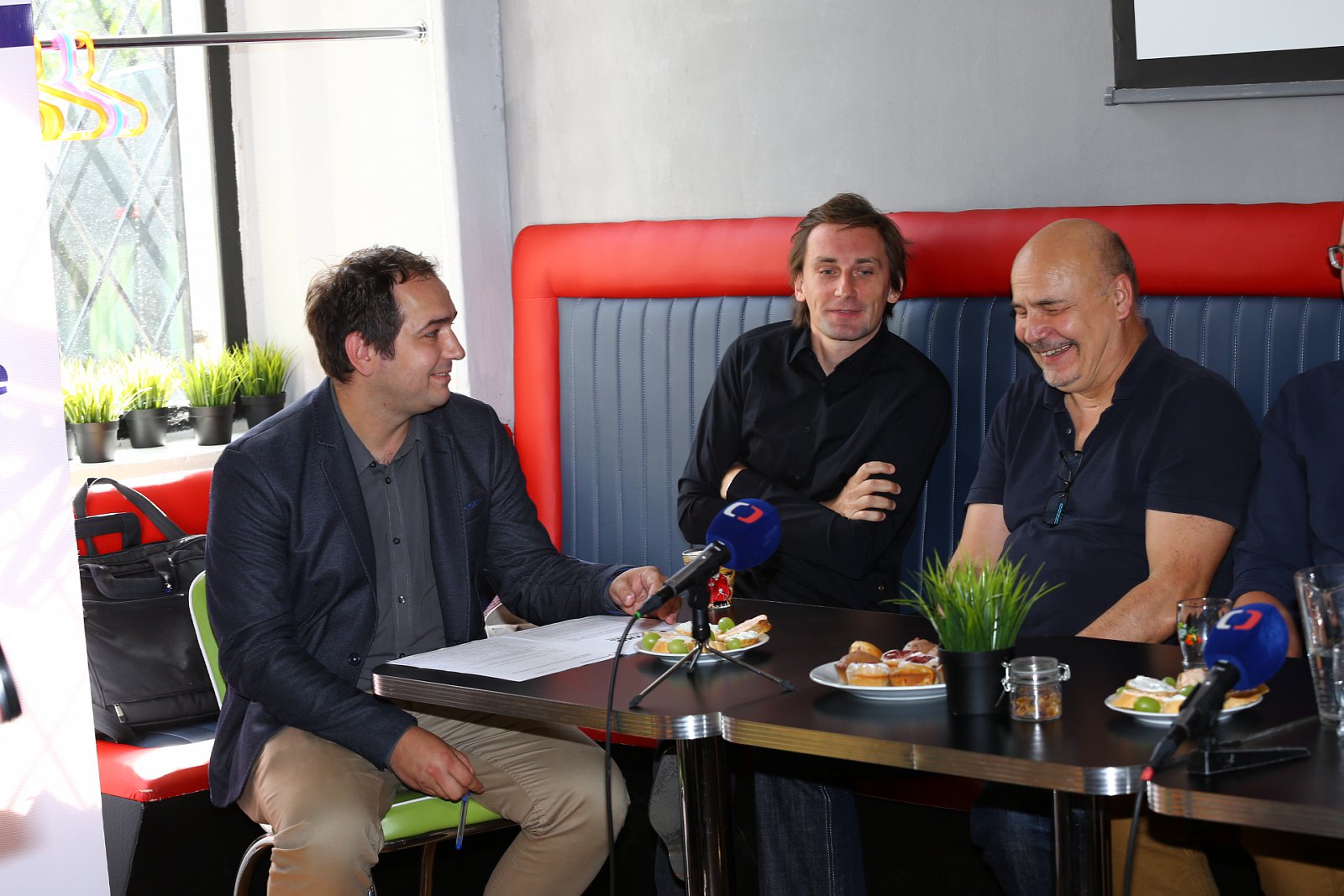 Tisková konference k chystanému sitcomu Rudyho má každý rád