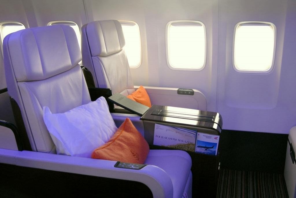 2015-09-boeing-757-hotelovc3a9ho-c599etc49bzce-four-seasons-6.jp