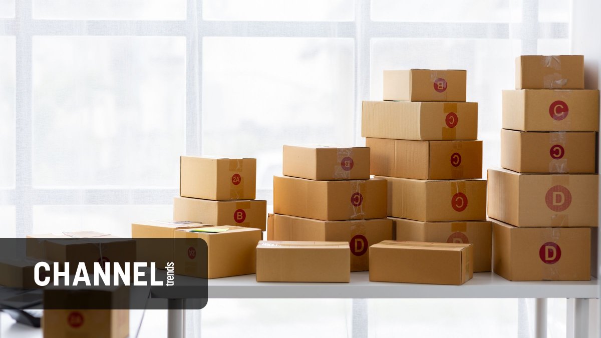 České a slovenské e-shopy se přibližují zákazníkům, 55 % z nich má kamenný obchod