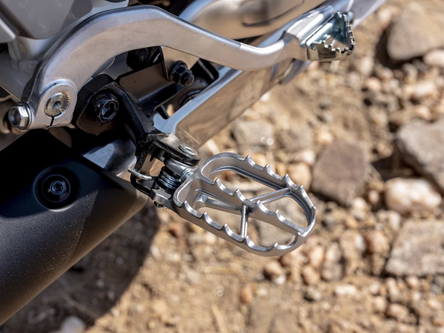 2019-09-189558_20YM_Africa_Twin_Adventure_Sports_Rally_Step.jpg