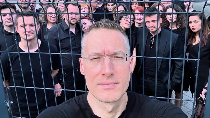 Michal Kovačič a protestující kolegové v TV Markíza