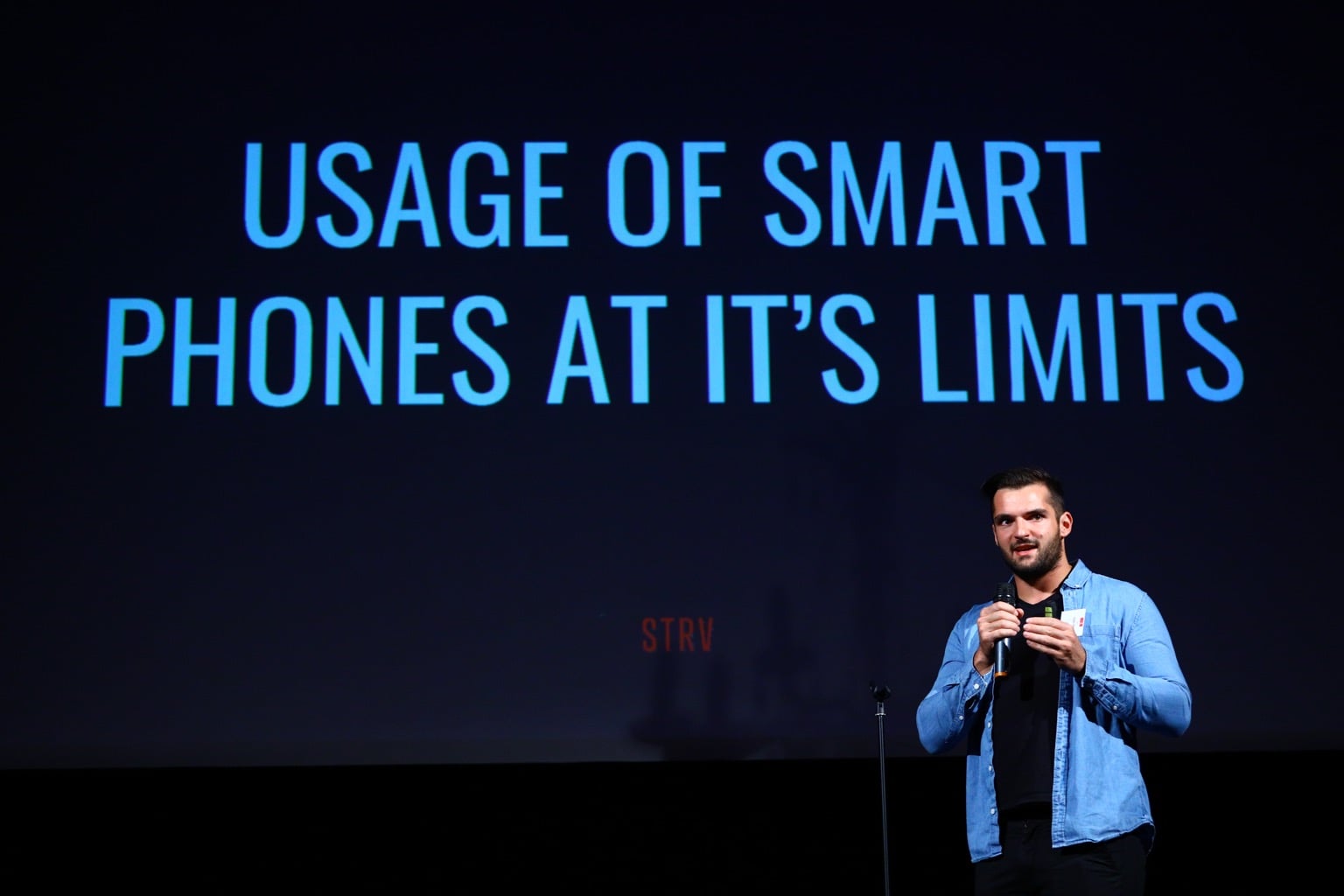 Mobilní aplikace roku 2017 - V pražském Royalu vyhrála Moneta