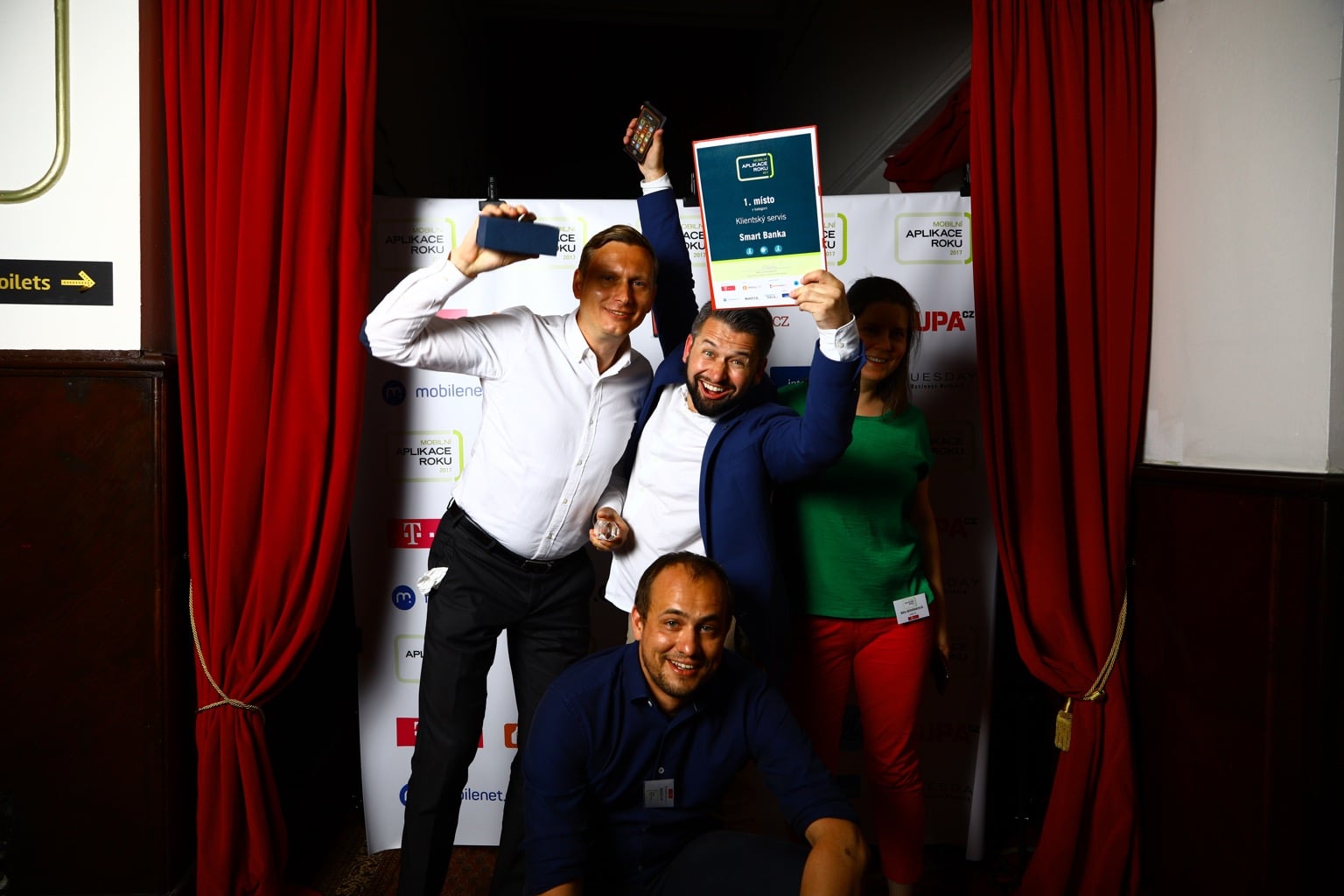Mobilní aplikace roku 2017 - V pražském Royalu vyhrála Moneta