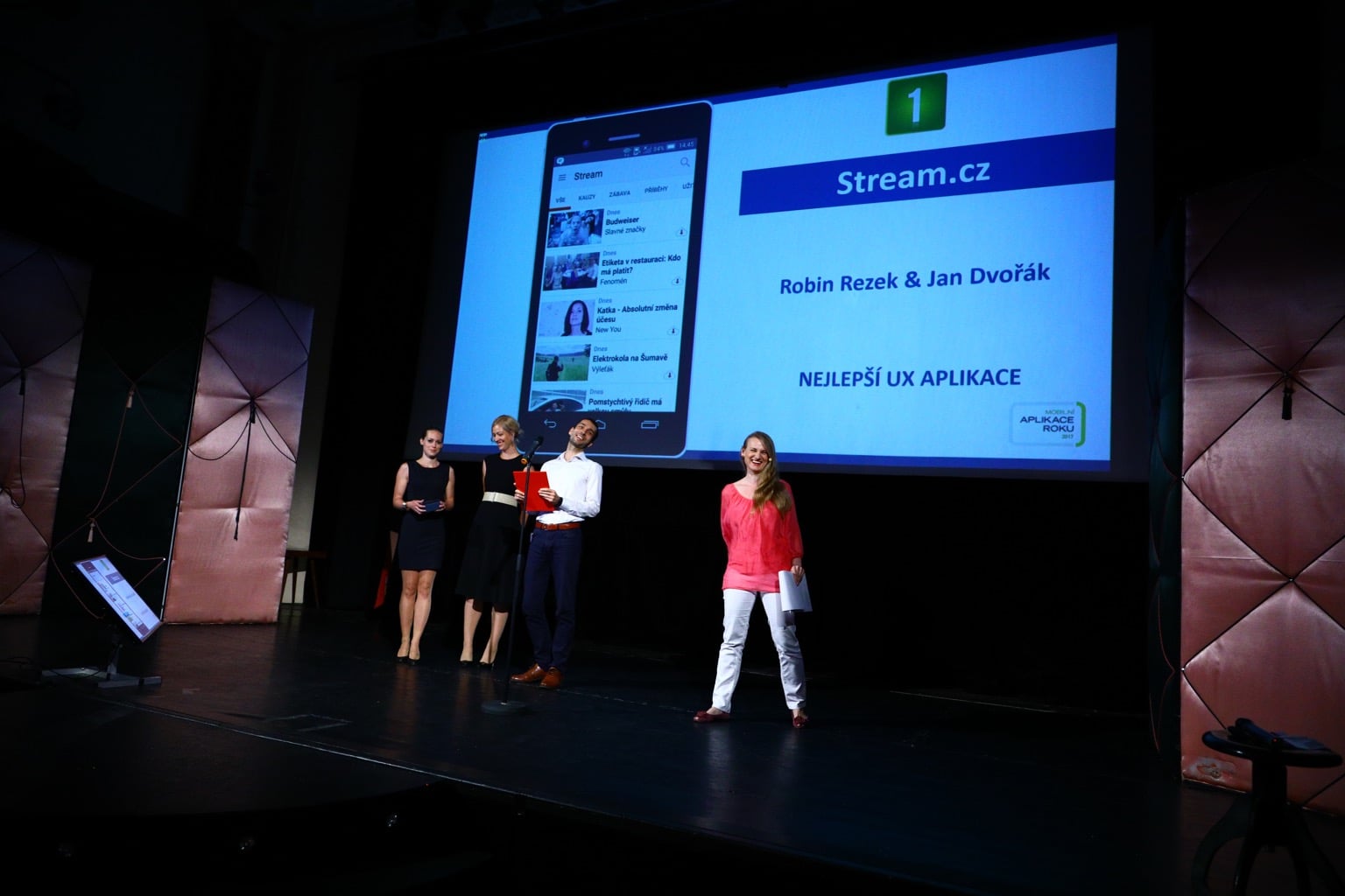 Mobilní aplikace roku 2017 - V pražském Royalu vyhrála Moneta