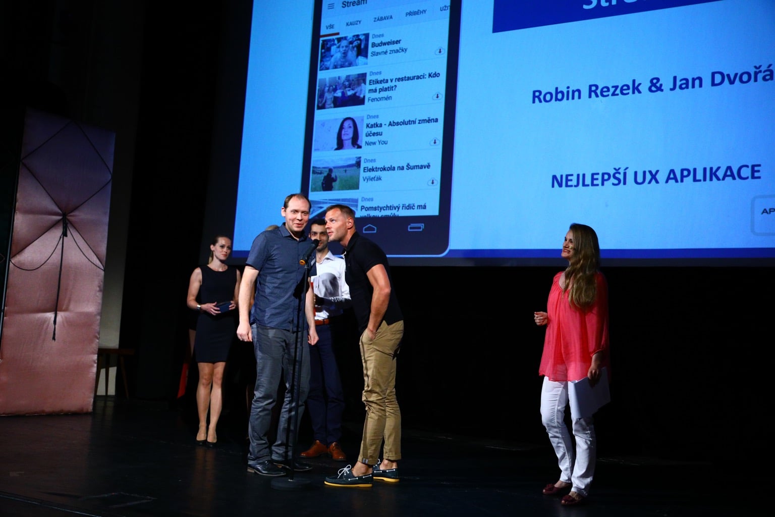 Mobilní aplikace roku 2017 - V pražském Royalu vyhrála Moneta