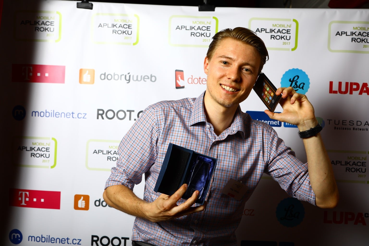 Mobilní aplikace roku 2017 - V pražském Royalu vyhrála Moneta