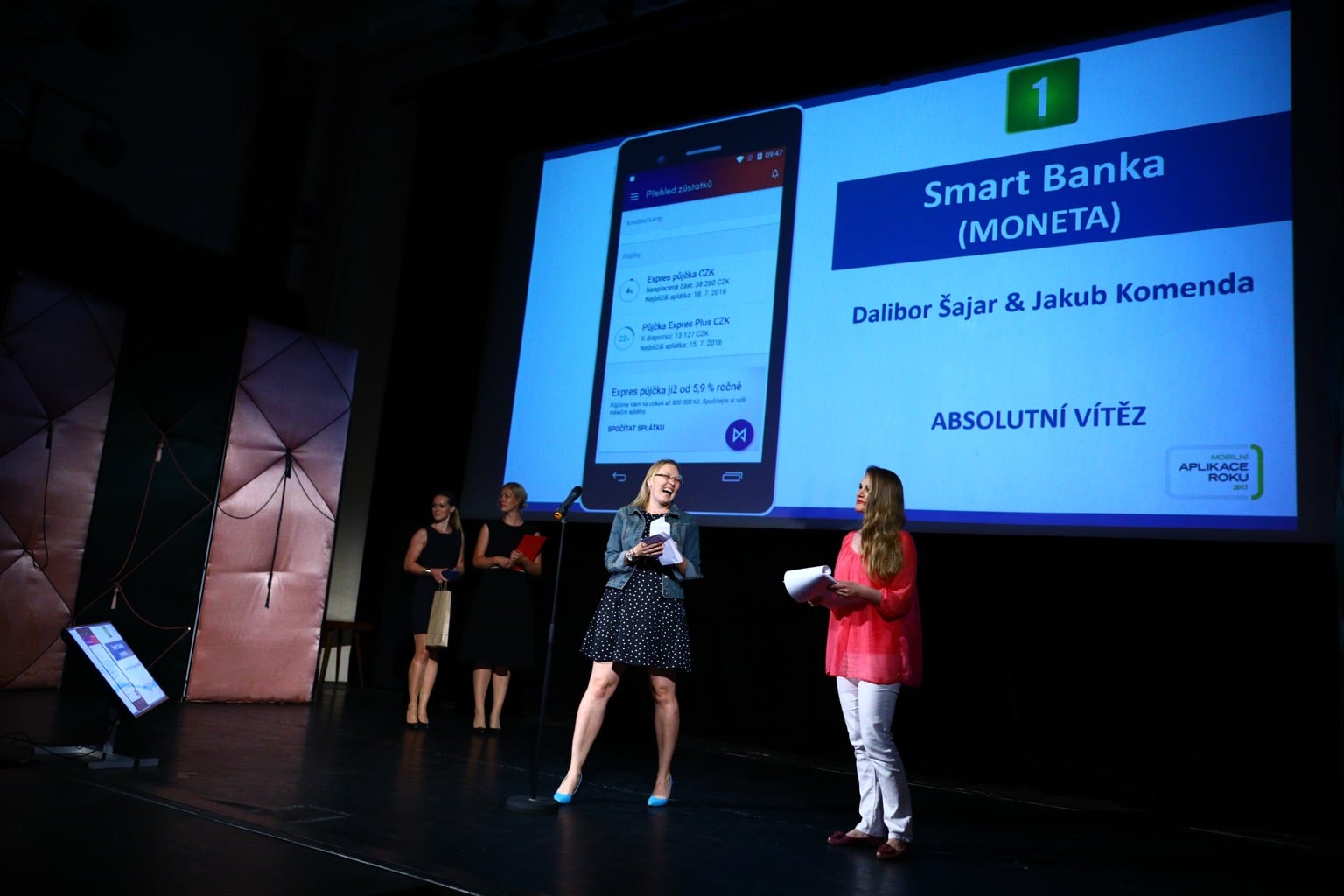 Mobilní aplikace roku 2017 - V pražském Royalu vyhrála Moneta