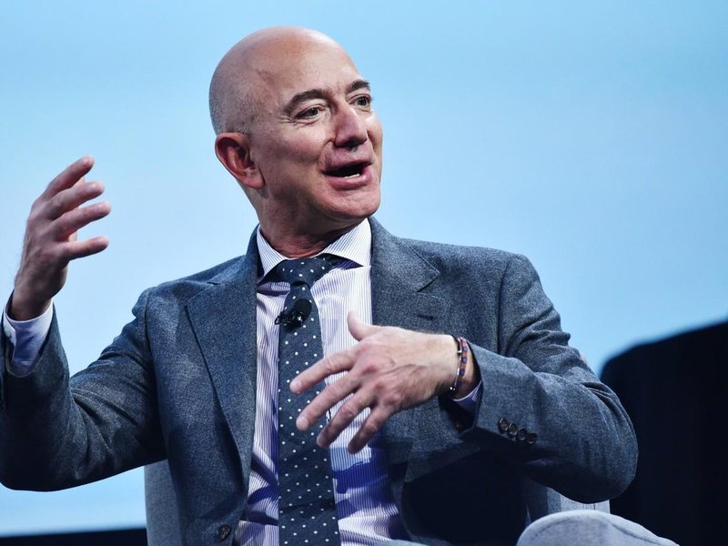  Zakladatel Amazonu Jeff Bezos, nejbohatší člověk na světě