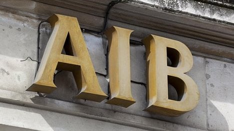 Náhledový obrázek - Irové prodali čtvrtinový podíl v zestátněné AIB. Investoři získali tříprocentní slevu