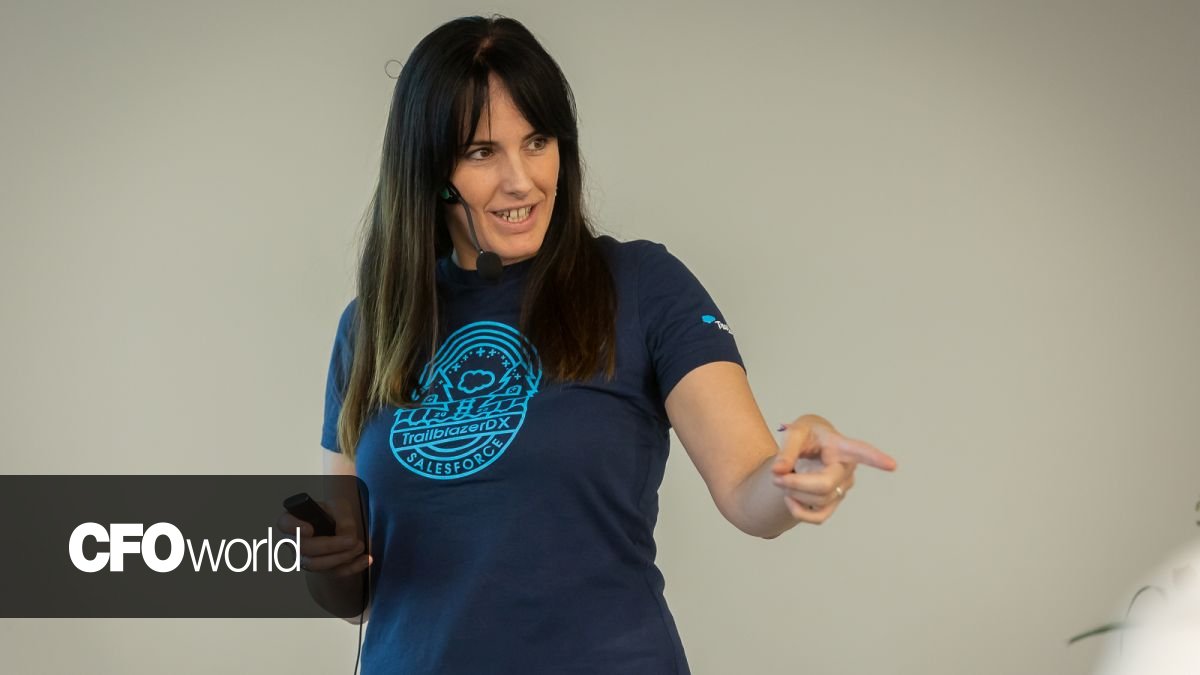 Alba Rivas: Salesforce má jedinečnou komunitu, chci do ní vrátit, co mi ...