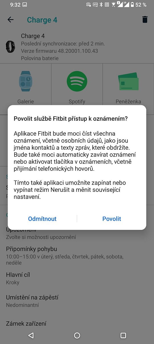 Menu aplikace Fitbit pro ovládání zařízení, nastavování zařízení. (4. 12. 2021)