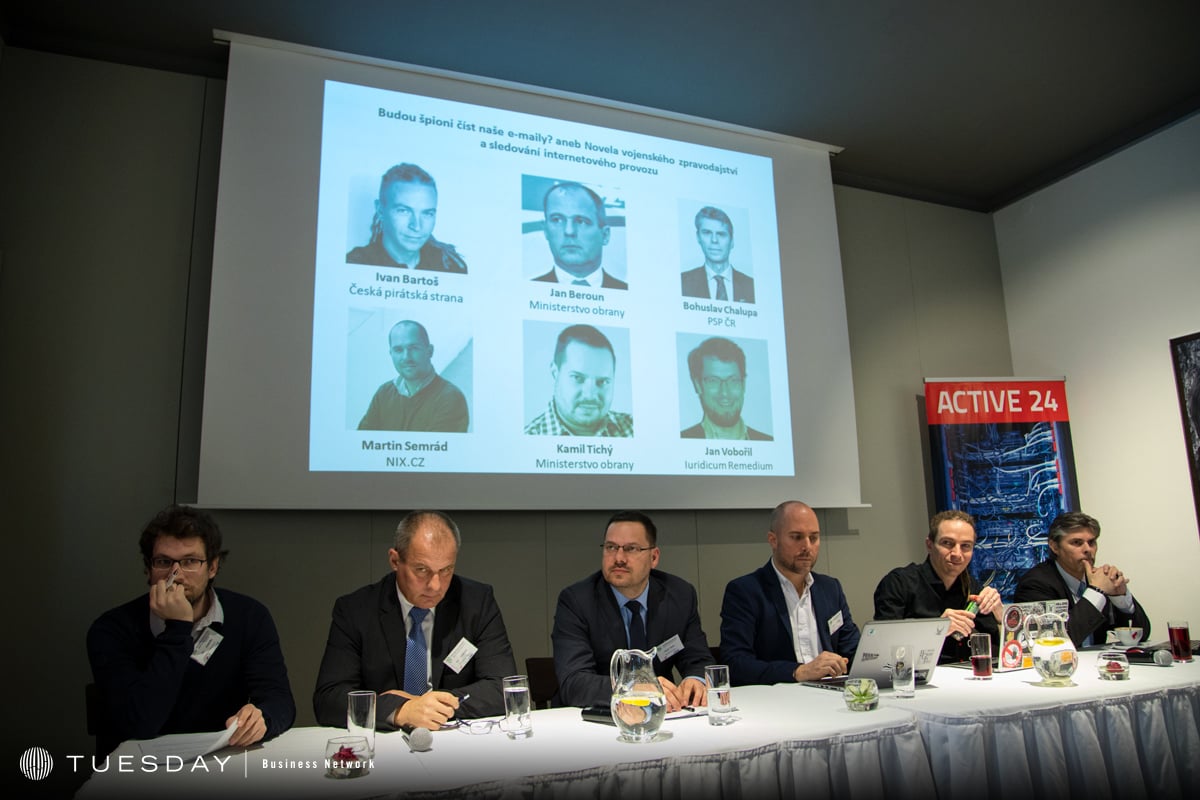 Konference Stát vs. svoboda internetu