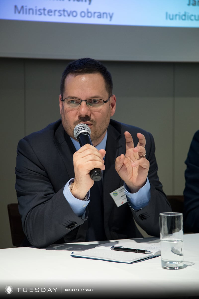 Konference Stát vs. svoboda internetu