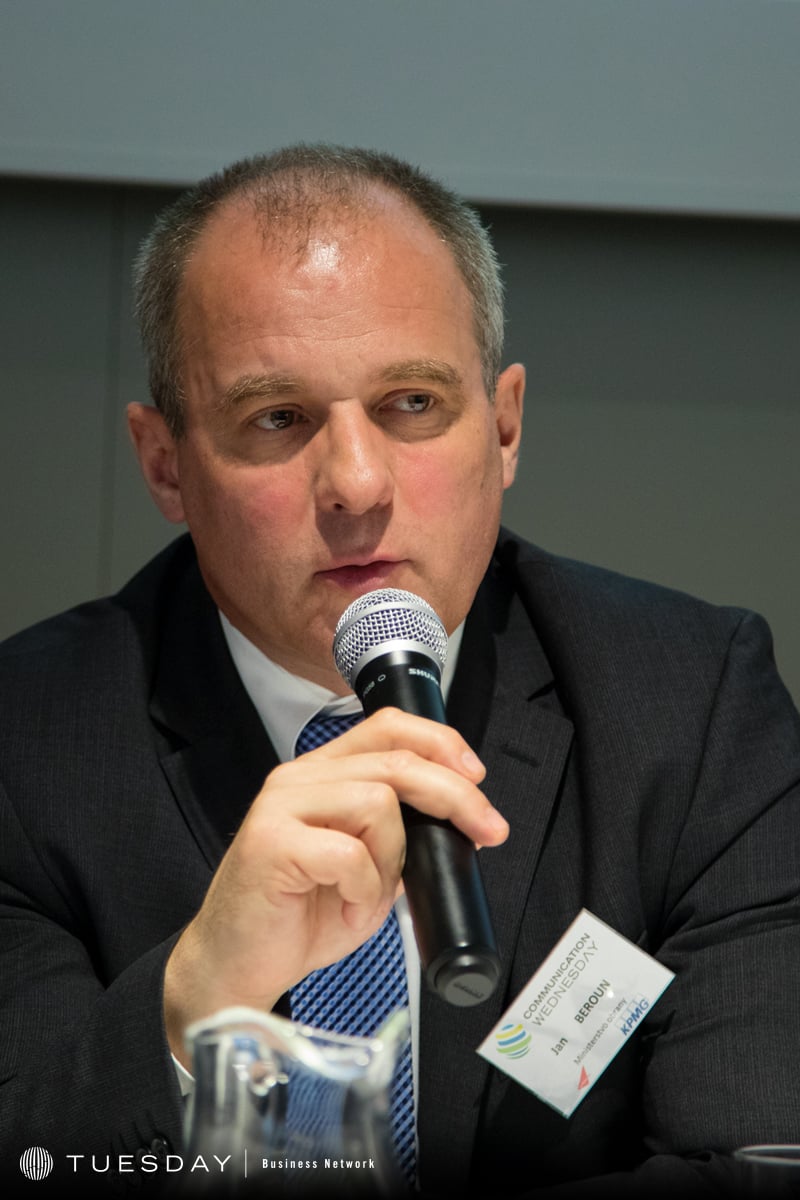 Konference Stát vs. svoboda internetu