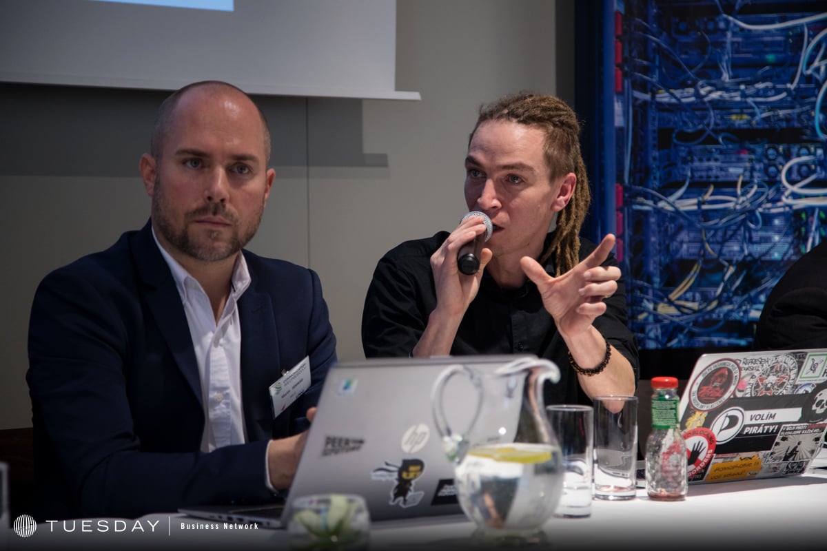 Konference Stát vs. svoboda internetu