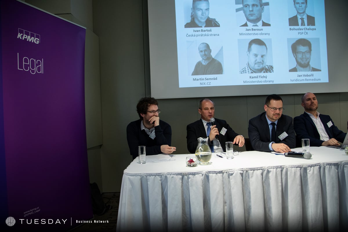 Konference Stát vs. svoboda internetu