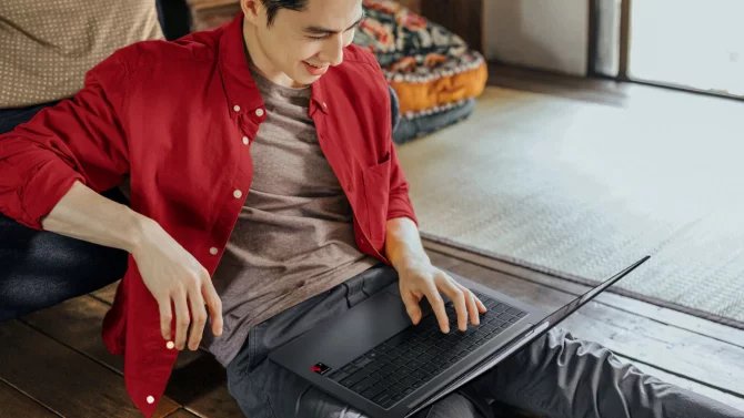 Qualcomm představuje procesor Snapdragon X pro notebooky na CES 2025