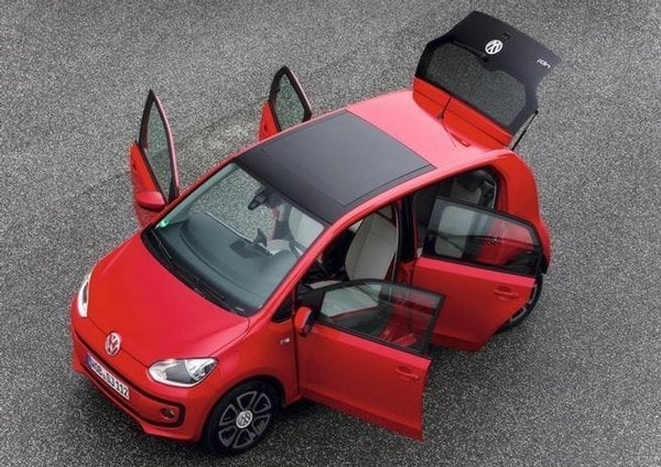 2019-04-volkswagen-up-2.jpg