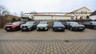 Náhledový obrázek - Je Kodiaq favorit? V ČR se hledá nejlepší auto pro rok 2025. Ve hře je i brutální elektromobil nebo klasické SUV