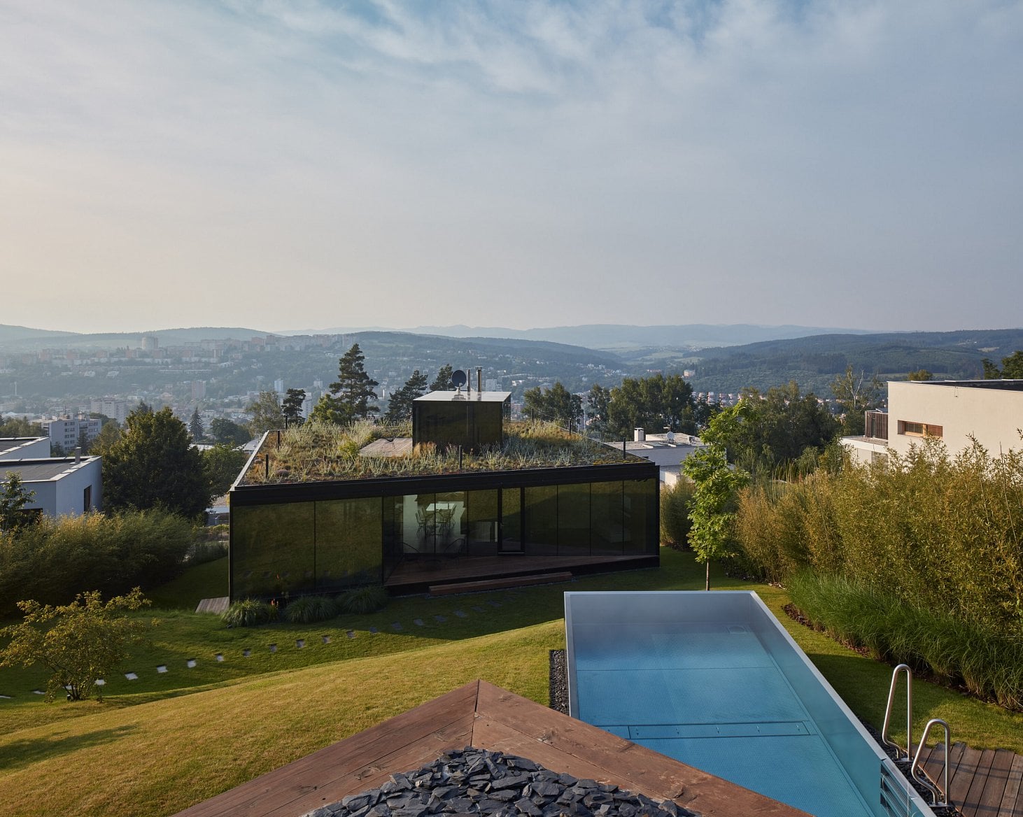 2021-09-petrjanda-brainwork-lazy-house-boysplaynice-20-scaled.jp