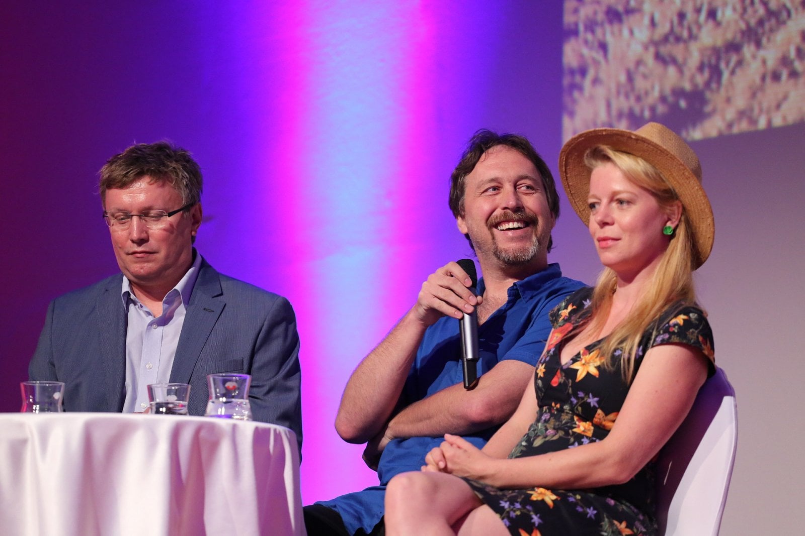 Tomáš Motl, Dan Přibáň a Monika Zoubková, jedna z aktérek road show Farmářská jízda.