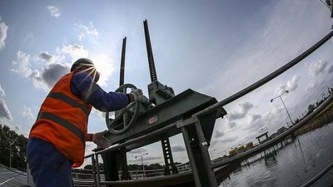 Náhledový obrázek - Drahé malé vodovody. Stát je chce zredukovat a propojit s většími subjekty