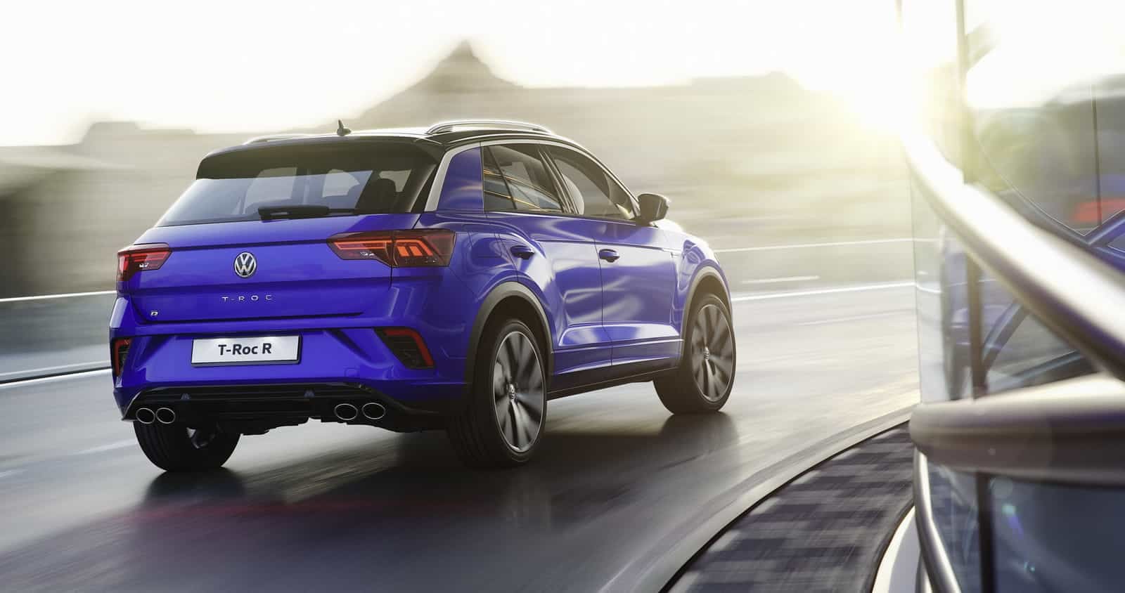 2019-02-Volkswagen-T-Roc-R_03.jpg