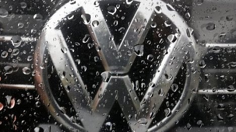 Náhledový obrázek - Volkswagenu klesl v září odbyt o 18 procent. Koncern pocítil dopad nových emisních pravidel