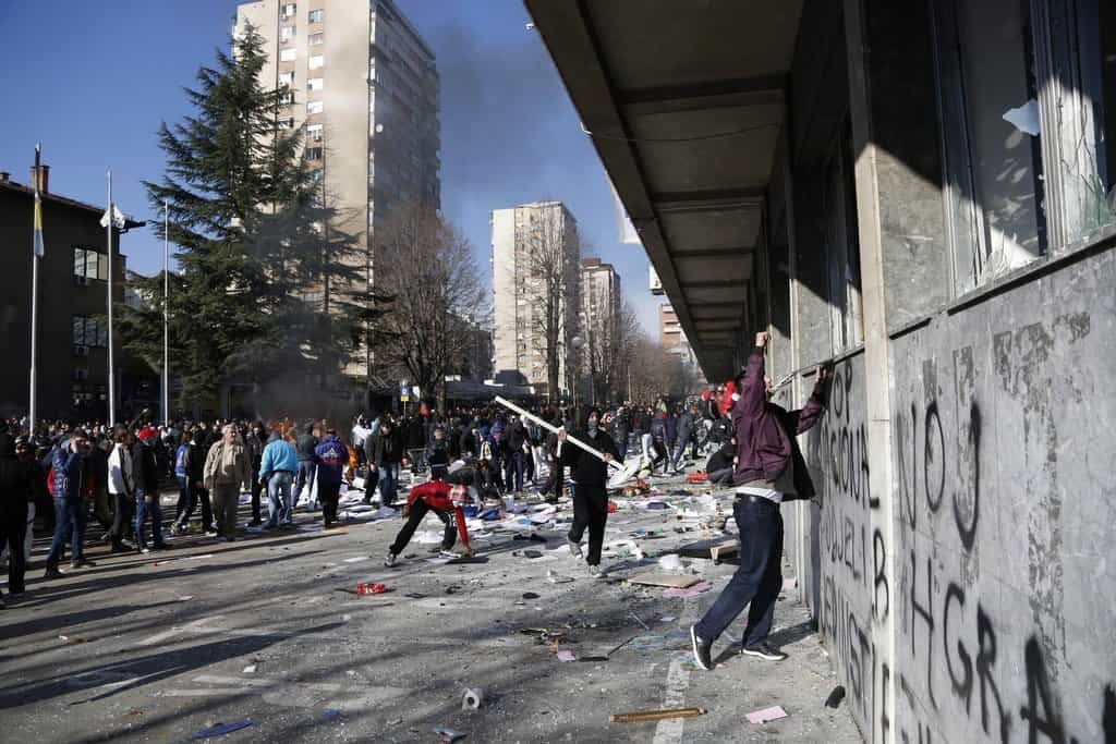 2017-08-situace-v-bosnc49b-se-po-tc599c3addennc3adch-bouc599c3ad