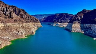Vysychající vodní nádrž Mead na řece Colorado
