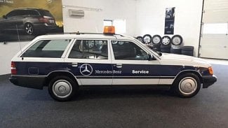 Náhledový obrázek - Na prodej je nezničitelný Mercedes W124. Zvládl už 2,1 milionu kilometrů a dál jezdí