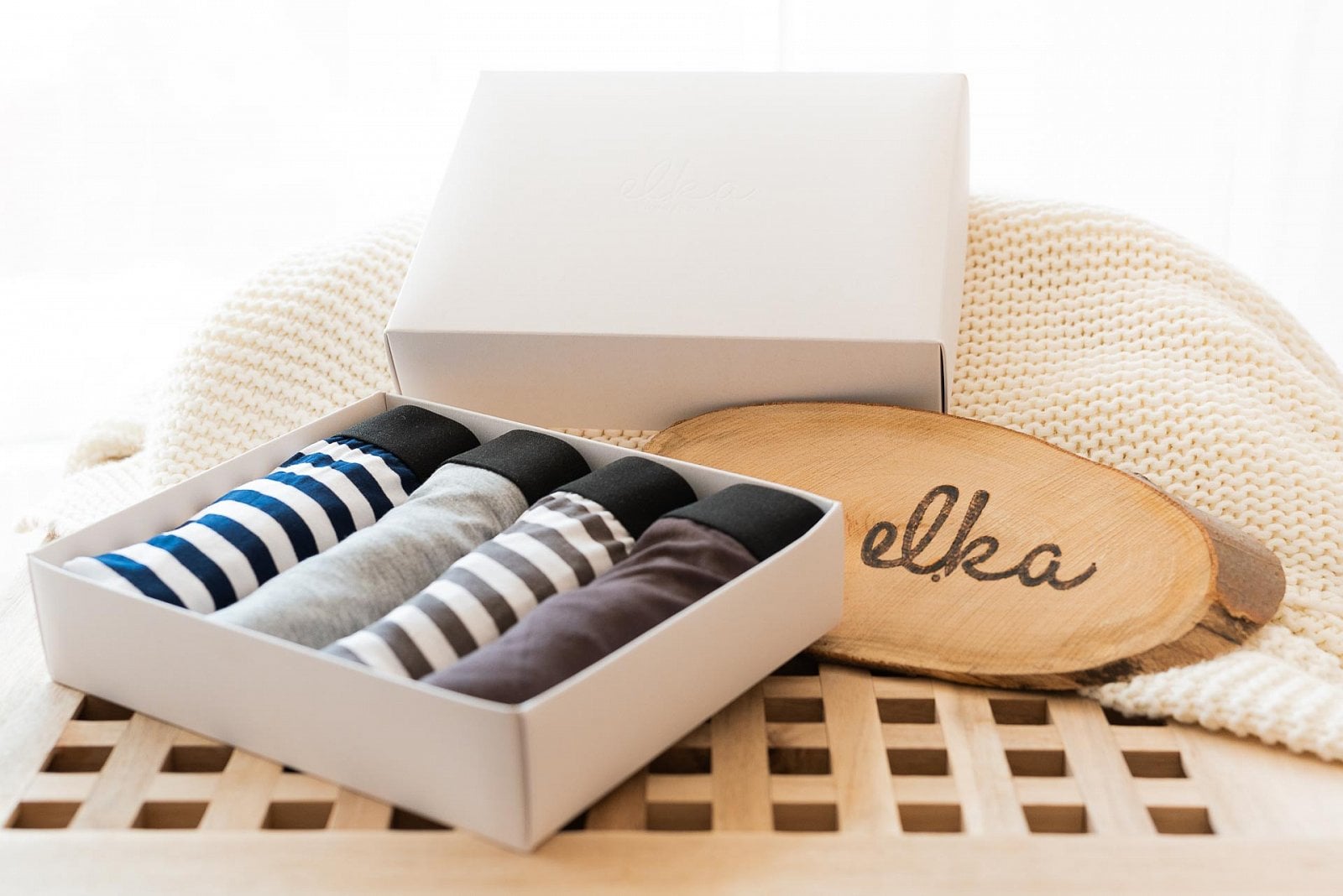 Jejich trenýrky nejsou určeny jen mužům. Nosí je celé rodiny