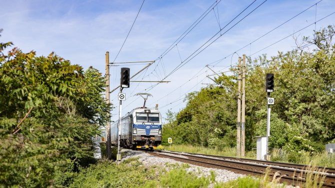 Vodafone hlásí dokončení projektů na důležitých železničních tratích