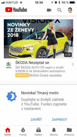 YouTube pro iOS hlásí tmavý motiv