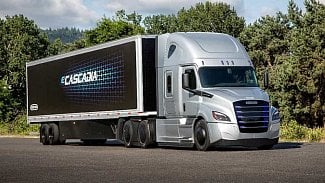 Náhledový obrázek - Tesla Semi má dalšího konkurenta. Elektrický tahač Daimler půjde do provozu ještě letos