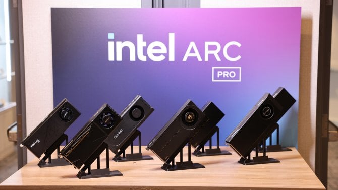 Intel Arc Pro B70 a B65
