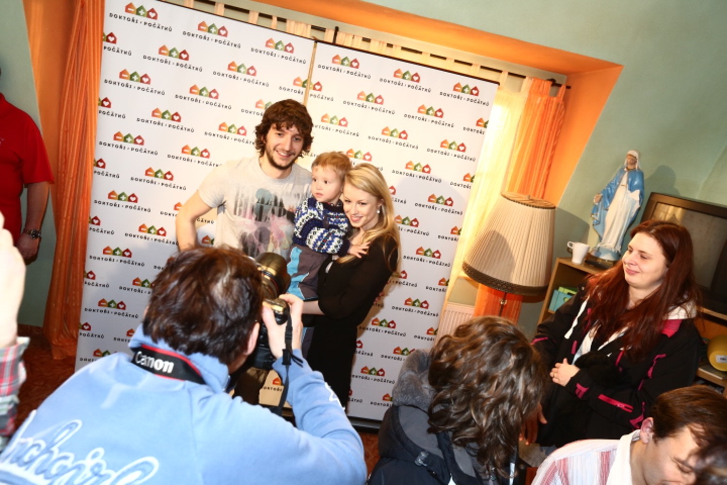 Nova oslavila 20. narozeniny se svými diváky