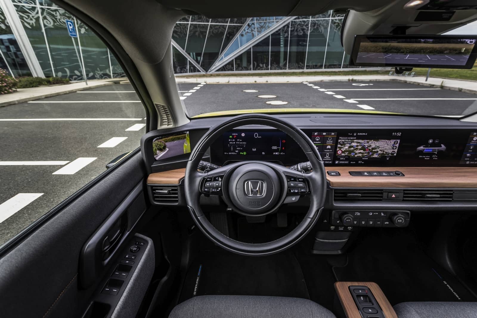 2020-11-aDMB2020_Honda-E-1801.jpg