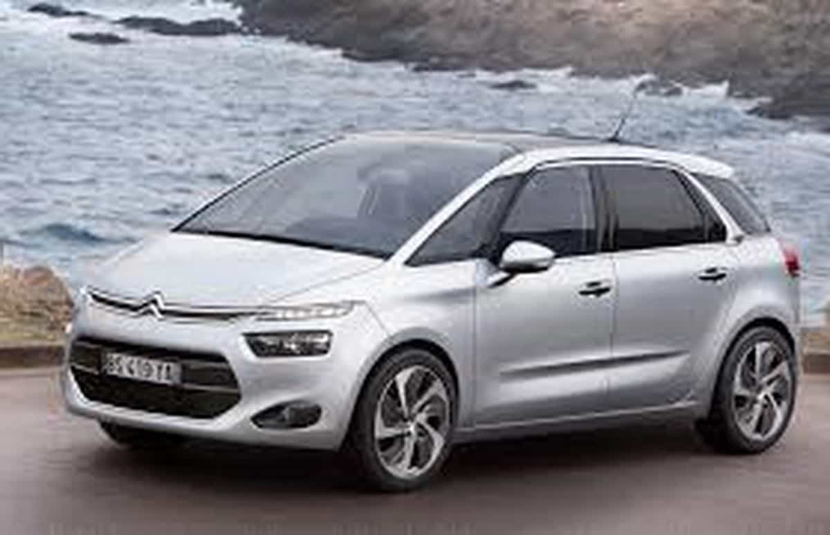 2019-02-citroen-c4_4.jpg