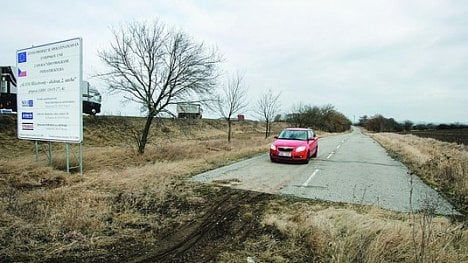 Náhledový obrázek - Na dopravní infrastrukturu má jít 71 miliard, o 10 méně než letos