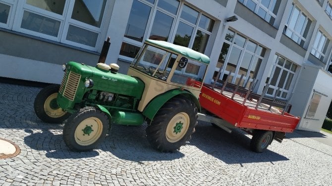 Zetor 35/50: Dvojice traktorů, která do československého zemědělství přinesla větší výkony
