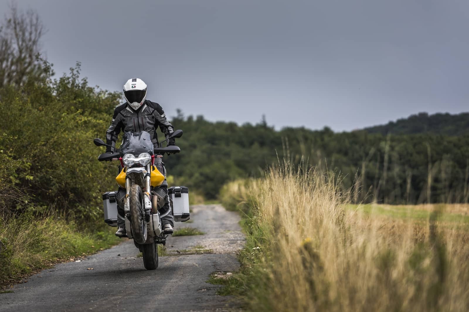 2020-03-MotoGuzziV85TT030.jpg