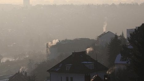 Náhledový obrázek - Stát a EU dotují nákup nových kotlů, spousta z nich ale dál zamořuje ovzduší