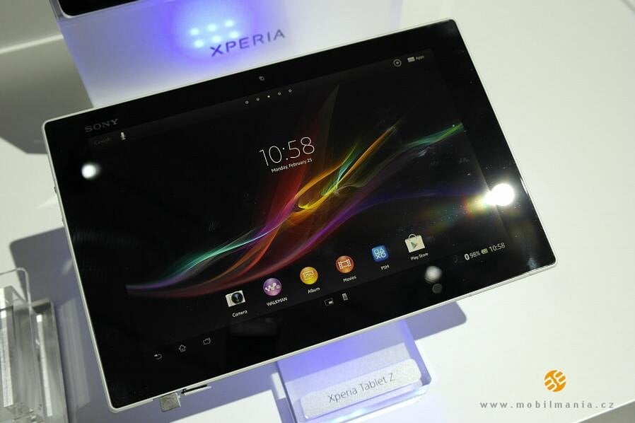 2011-10-pc599edstavenc3ad-sony-xperia-tablet-z.jpg