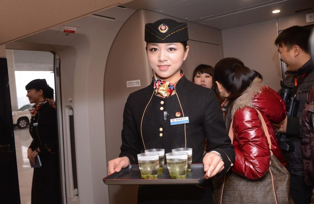 2014-01-vysokorychlostnc3ad-c5beeleznice-z-pekingu-do-kantonu-4.