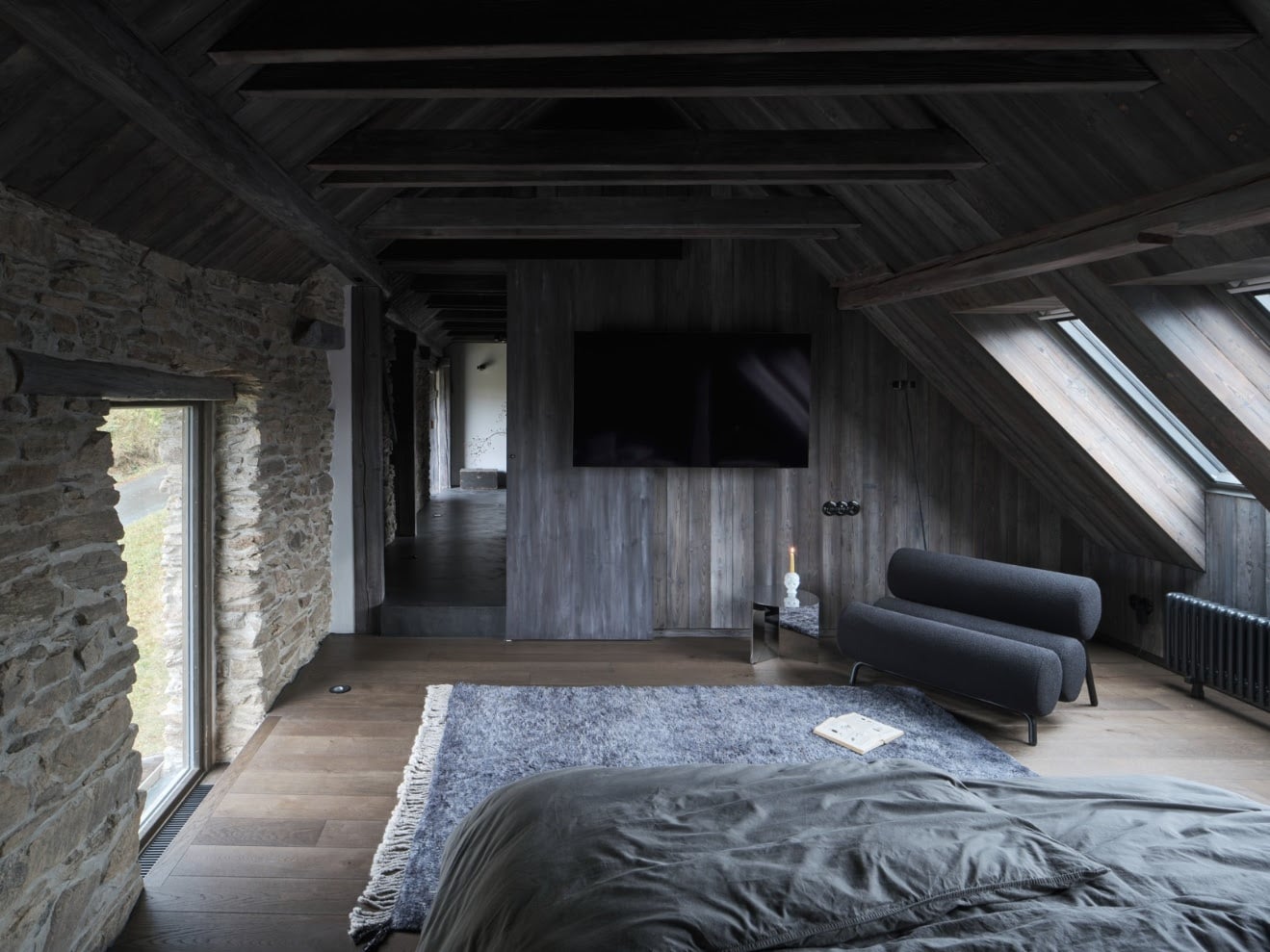 "CHALUPA NA VYSOČINĚ" od PLUS ONE ARCHITECTS