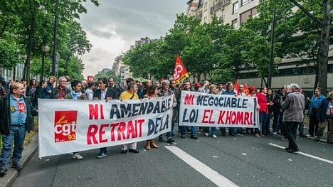 Náhledový obrázek - Socialisté za EU ještě levicovější. V opačném případě ji prý hrozí zánik